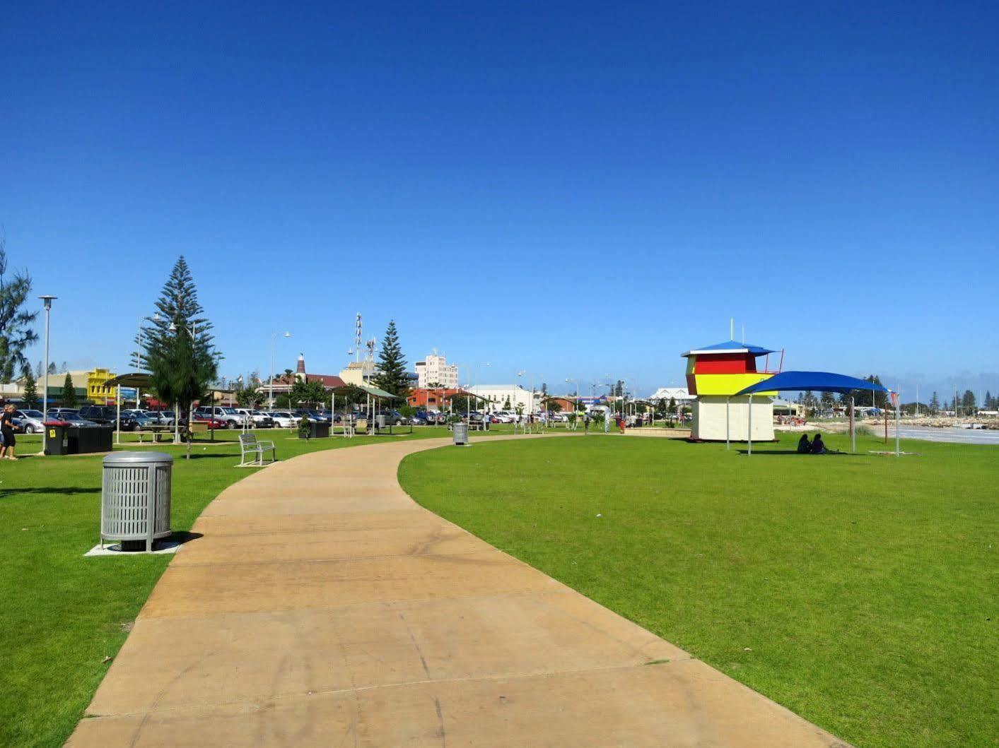 Ibis Styles Geraldton Hotel Exterior foto